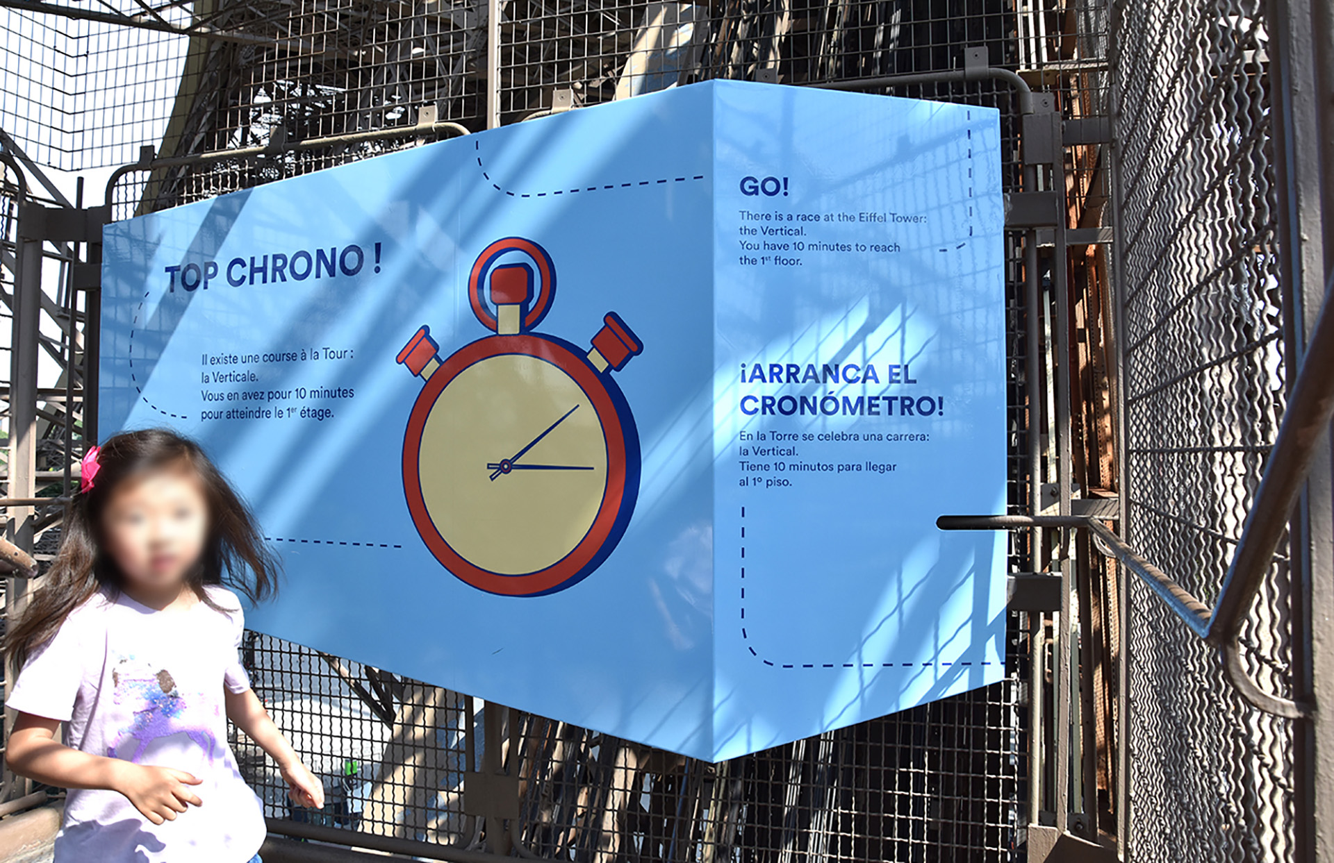 tour Eiffel panneau Top chrono